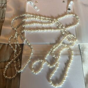 Freshwater pearl necklace